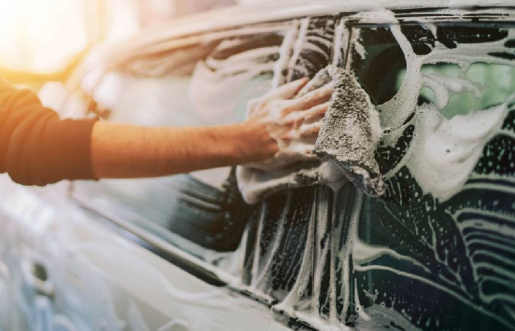 How You Can Reduce The Harmful Impact of Car Washes On The Environment